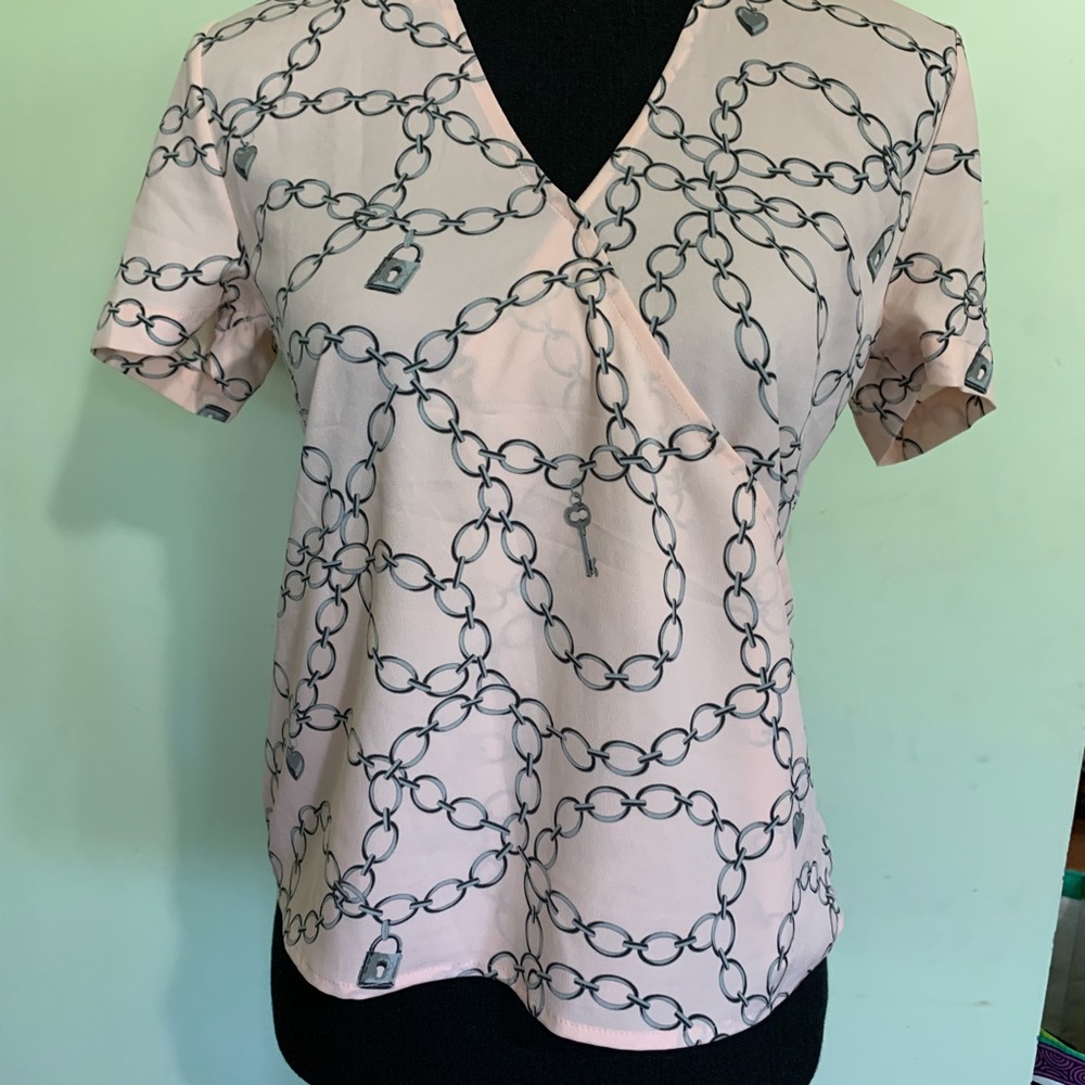 Banana Republic pink blush colored blouse